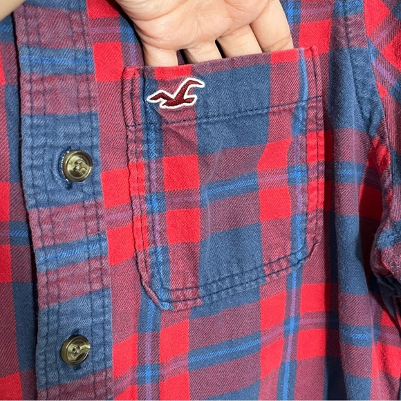 Hollister Men’s Red and Blue Plaid Flannel Button Down Shirt | size Large - Picture 4 of 10